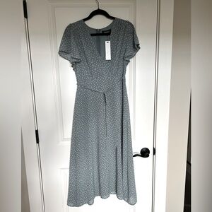 NWT 4Sienna Nola Polka Dot Midi Dress SZ M